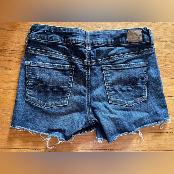 American Eagle Shorts SO comfy! - Picture 3 of 4